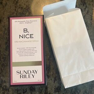 NIB Sunday Riley B3 Nice 10% Niacidimide Serum
